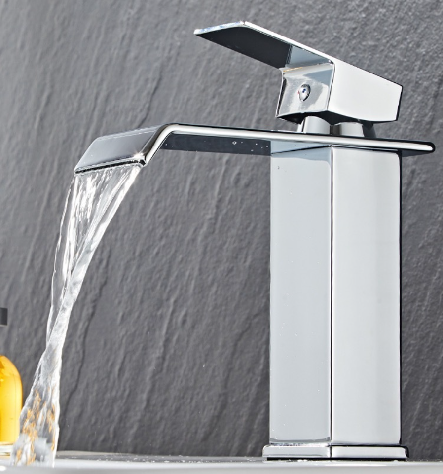 Cold and hot two-in-one bathro - Home Bathroom With Two Toilets avis et prix