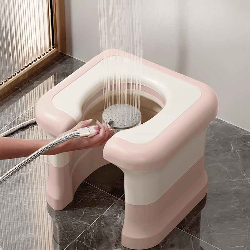 Portable Commode Chair for Hom - Home Bathroom With Two Toilets avis et prix